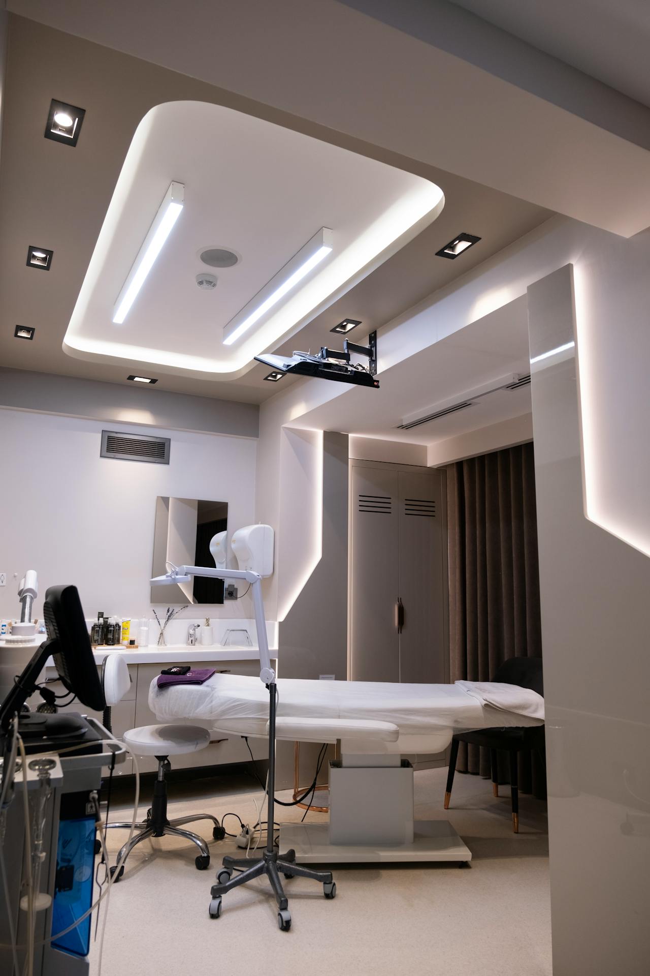 Modern operating theatre equipped for refractive eye surgery